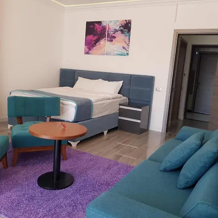 White Tower 301 Studio Mamaia